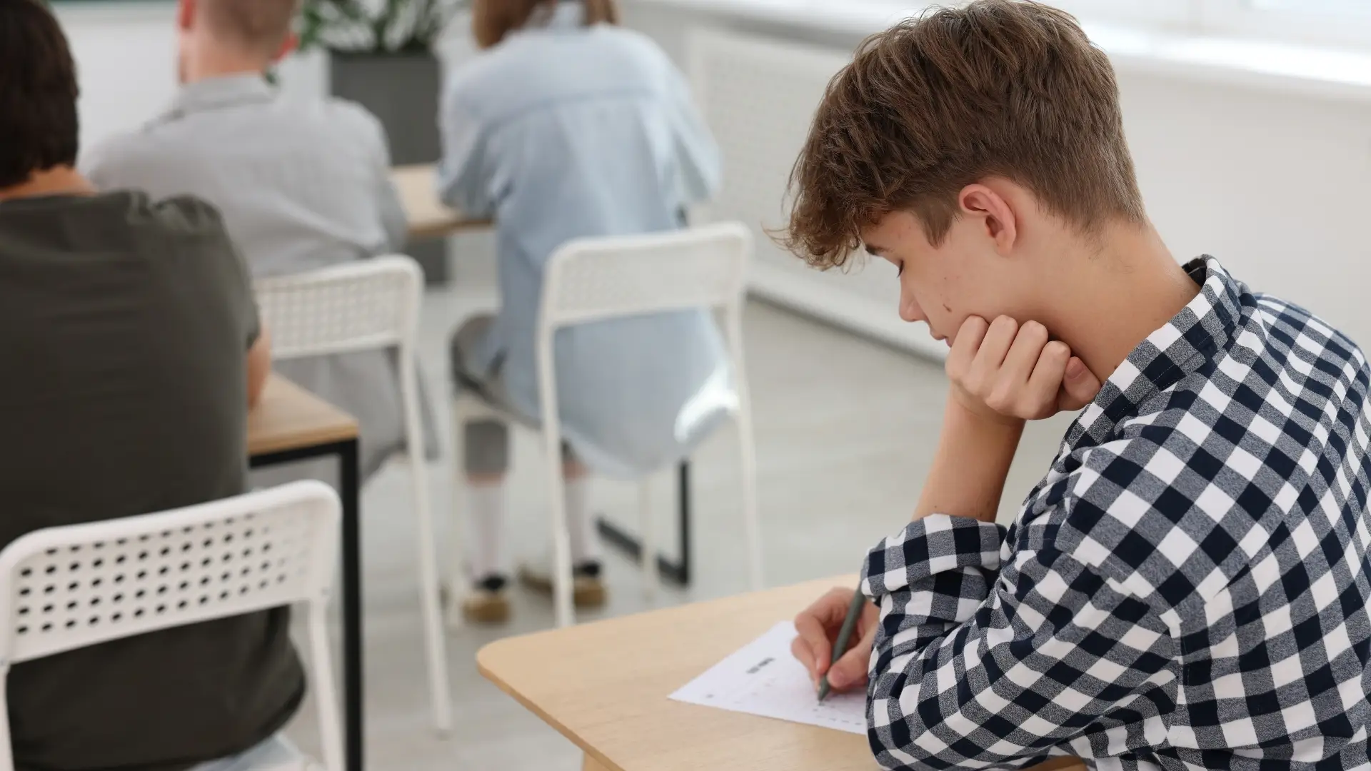 adhd and perfectionism student stuck staring at blank paper